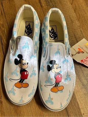 Vans x Disney Mickey Mouse Slip-On Shoes Women’s 8.5 New Walt Disney World 50th